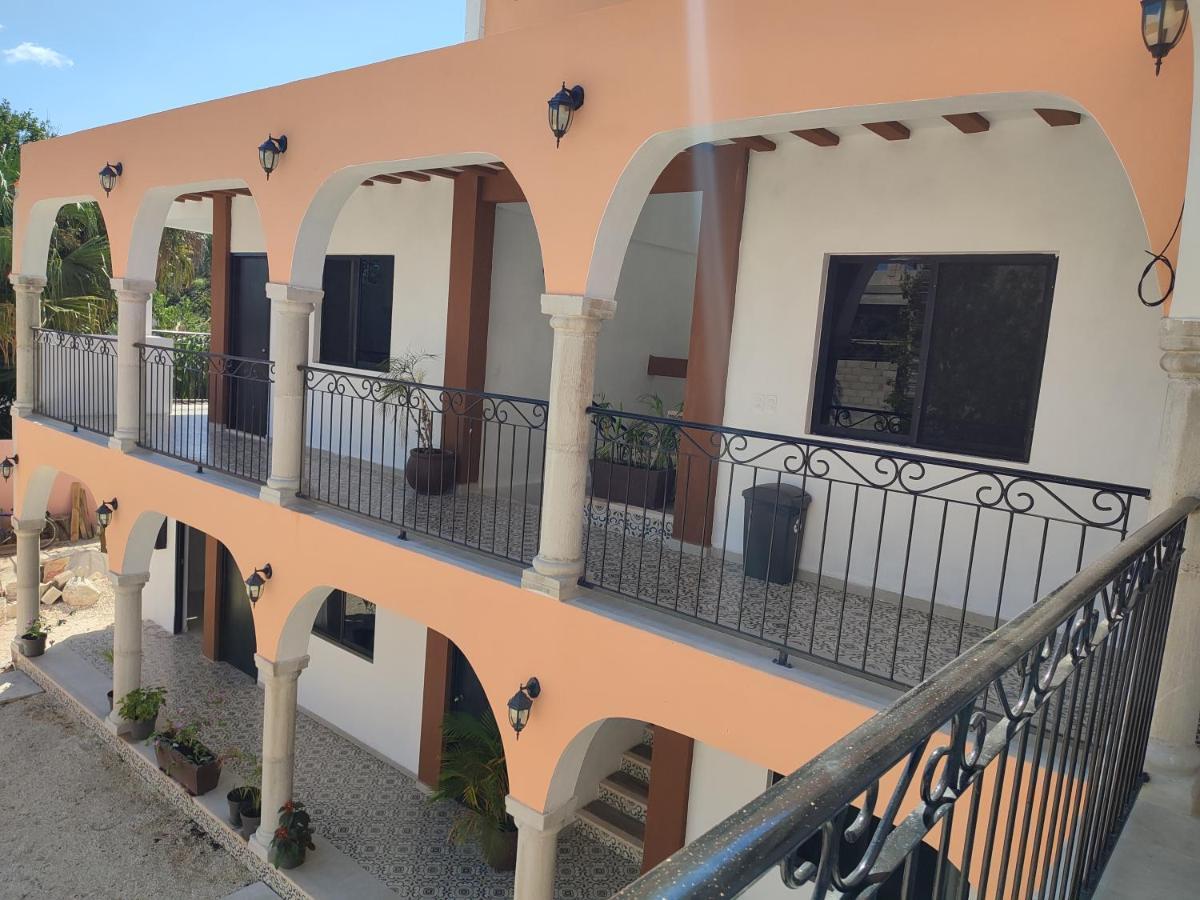 Hotel Casa Henequen 巴利亚多利德 外观 照片