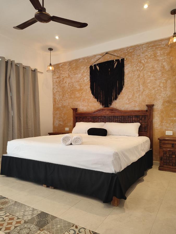 Hotel Casa Henequen 巴利亚多利德 外观 照片
